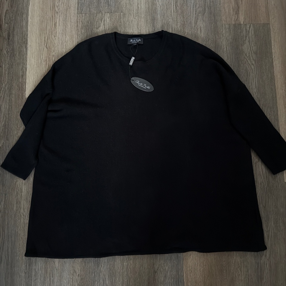 NWT Claudia Nichole 100% cashmere OVERSIZED sweater size M slouchy minimalist